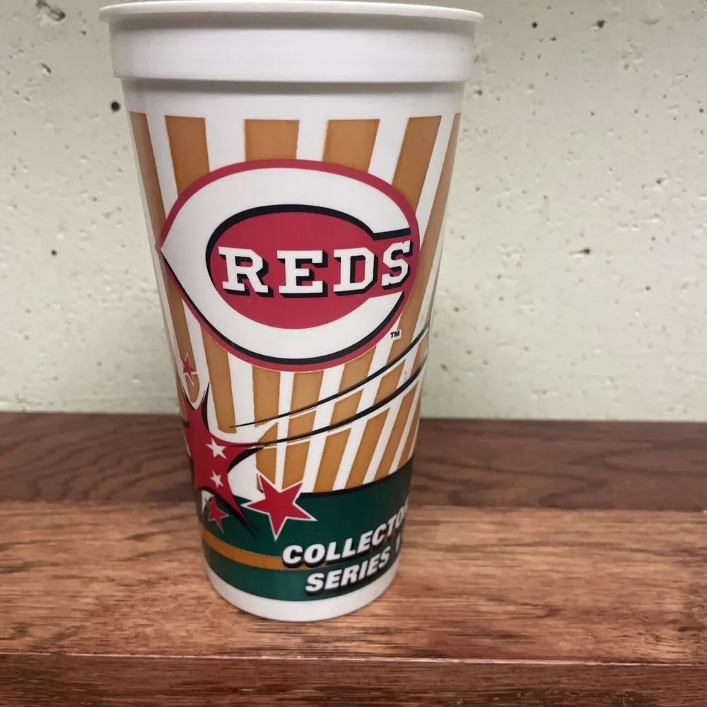 Ken Griffey Jr Cup Cincinnati Reds Plastic Cup MLB 2000 Collector